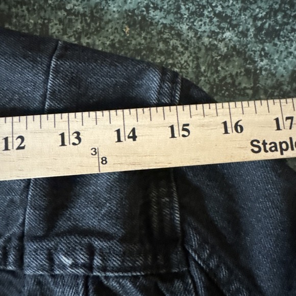 Levi's Denim Trucker Jacket Women‎ Small Black Denim Button Front Altered Design - Picture 9 of 13